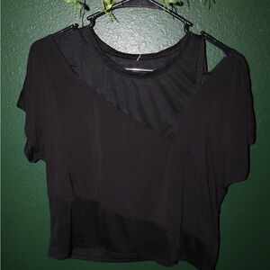 Lululemon crop short sleeve shirt